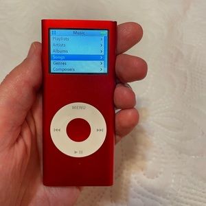 Red iPod Nano 2nd gen 4GB